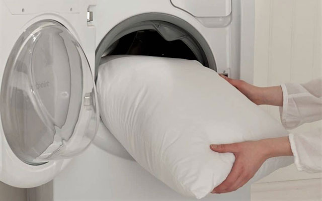 Phương pháp vệ sinh gối ngủ