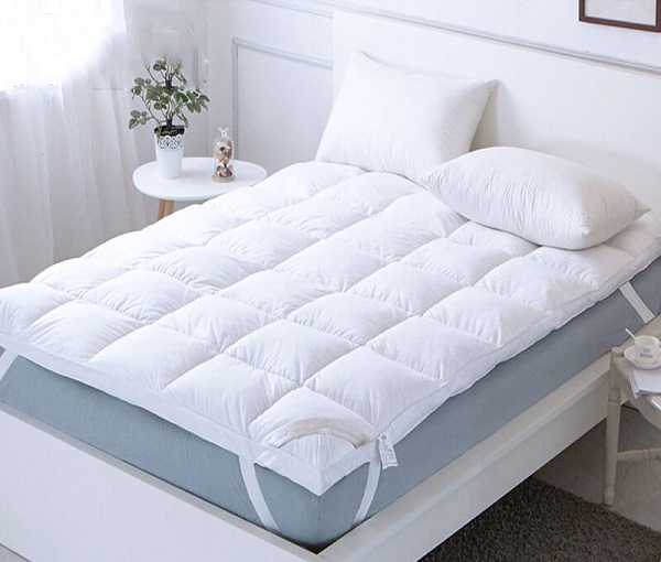 Trải quá nhiều lớp trên bề mặt đệm cũng là nguyên nhân dẫn đến nằm đệm bị nóng